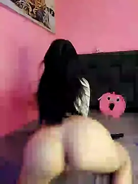 Snapshot of secretgreisy_ chatting on 12-18-24, 07:36 secretgreisy online show from 12-18-24, 07:36