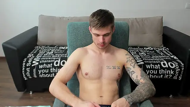 maks wolfis online show from 02-24-25, 10:15