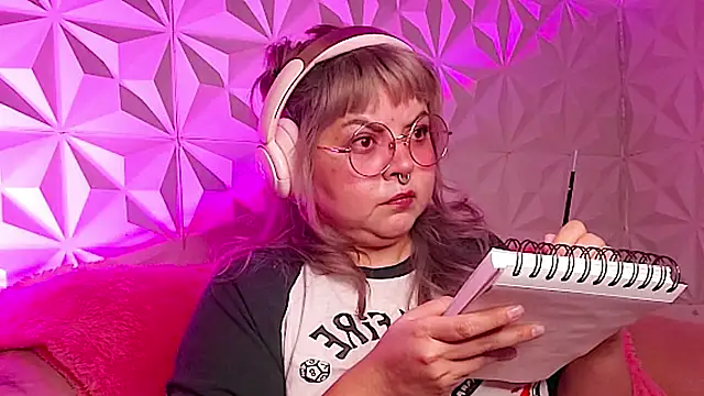 Satyn doll online show from 11-30-25, 09:41