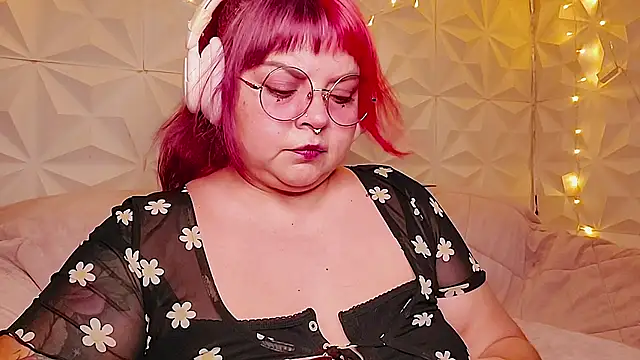 Satyn doll online show from 07-19-26, 12:14