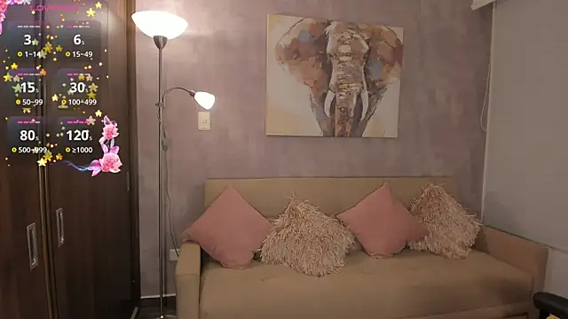 Snapshot of HannaCross chatting on 03-21-25, 03:33 HannaCross online show from 03-21-25, 03:33