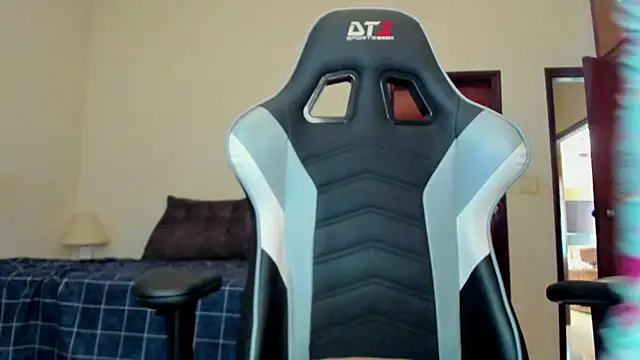 lannasantiago online show from 10-22-25, 12:49