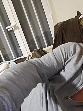 Snapshot of Alex3009 chatting on 11-09-25, 09:02 Alex3009 online show from 11-09-25, 09:02