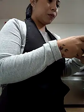 little susie online show from 12-23-25, 10:13