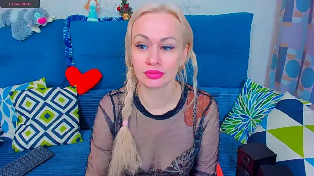 EllenMoore online show from 01-06-25, 02:37