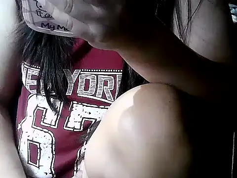 Snapshot of XbighotbootyX chatting on 11-03-25, 11:04 XbighotbootyX online show from 11-03-25, 11:04