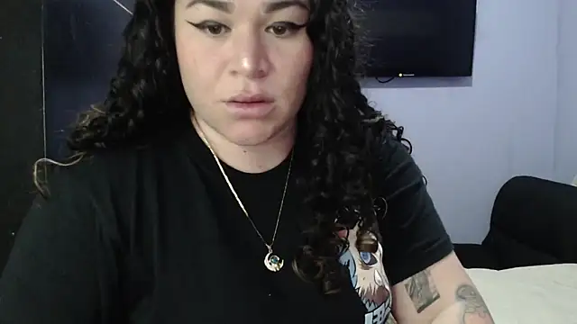 ANGELIQUE KLANE online show from 01-16-25, 02:51