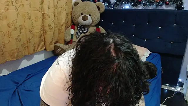 ANGELIQUE KLANE online show from 01-09-26, 05:10