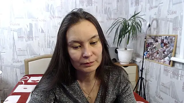 GinaQSoul online show from 02-05-25, 02:05