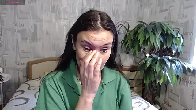 GinaQSoul online show from 06-19-26, 04:39