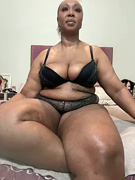 Bootyliciouse21X online show from 07-23-26, 02:20