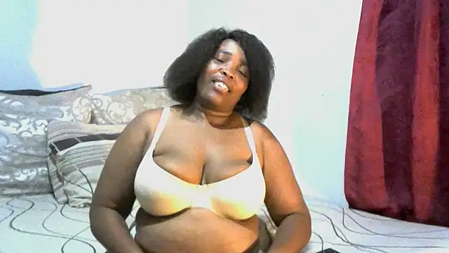 Snapshot of LadyLillyX chatting on 03-23-26, 06:45 LadyLillyX online show from 03-23-26, 06:45