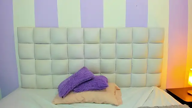 teresasroom  online show from 03-19-26, 01:59