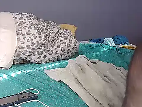 Snapshot of k-dong chatting on 01-02-25, 04:02 k-dong online show from 01-02-25, 04:02