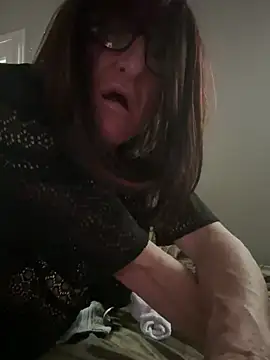 Snapshot of HelloKittyLapDog chatting on 03-16-26, 04:55 HelloKittyLapDog online show from 03-16-26, 04:55