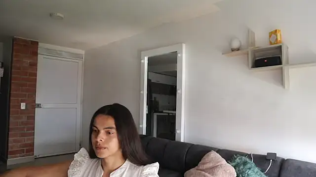  Vahos  online show from 09-19-25, 05:02