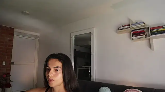  Vahos  online show from 03-17-26, 05:27