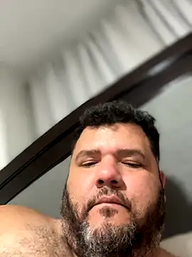 Snapshot of Gabihotxxx1 chatting on 12-17-25, 03:01 Gabihotxxx1 online show from 12-17-25, 03:01