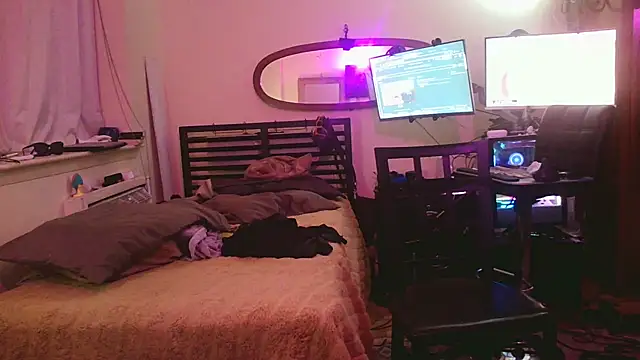 Snapshot of Mikela_Alexa chatting on 12-21-24, 06:52 Mikela Alexa online show from 12-21-24, 06:52