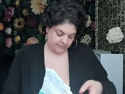 Exotic-Melons online show from 11-16-25, 07:30