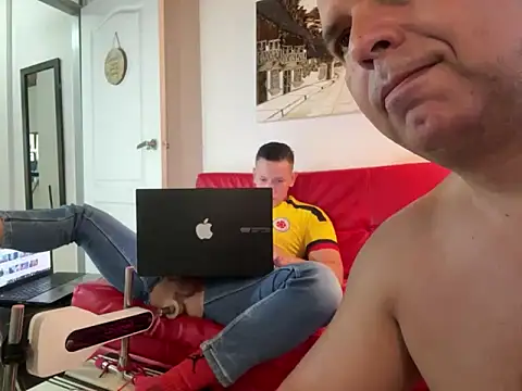 simon and david online show from 02-06-25, 03:20