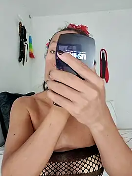 YOURSDEBORA online show from 03-17-26, 06:33