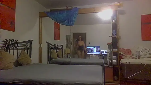 luanadigarda online show from 10-18-25, 11:16