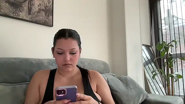 MarcellaGriffin online show from 03-04-25, 01:28