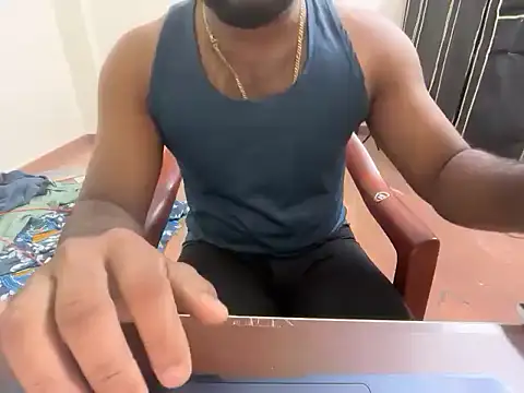 Snapshot of rohithunni123 chatting on 01-11-26, 09:14 rohithunni123 online show from 01-11-26, 09:14