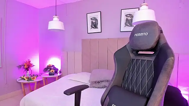 Inndrahot online show from 03-07-25, 03:40