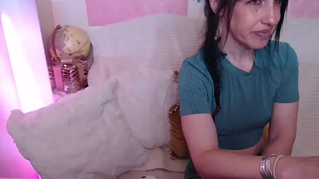 -carla- online show from 05-23-26, 05:45