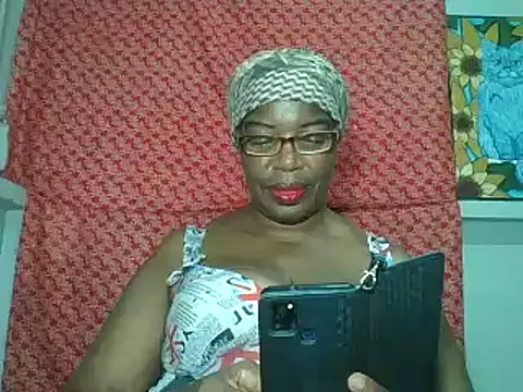 Snapshot of pink69pussy chatting on 12-28-24, 10:23 pink69pussy online show from 12-28-24, 10:23