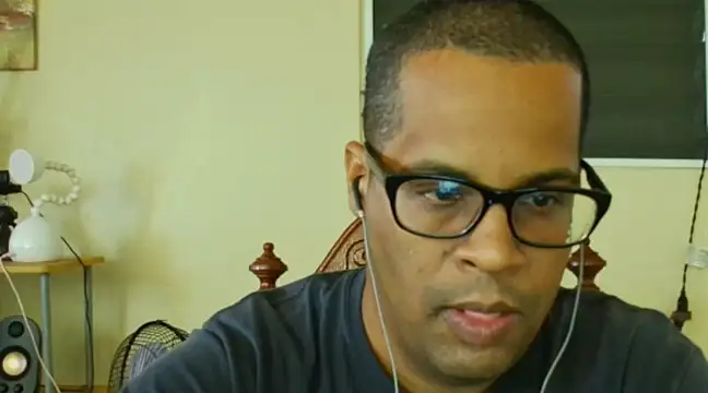 Snapshot of thesugar32 chatting on 02-16-25, 12:54 thesugar32 online show from 02-16-25, 12:54