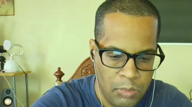 Snapshot of thesugar32 chatting on 02-17-25, 12:05 thesugar32 online show from 02-17-25, 12:05