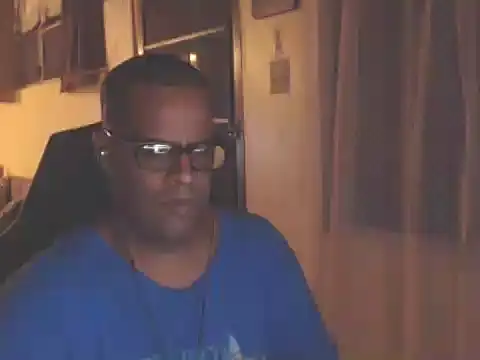 Snapshot of thesugar32 chatting on 09-23-25, 02:25 thesugar32 online show from 09-23-25, 02:25