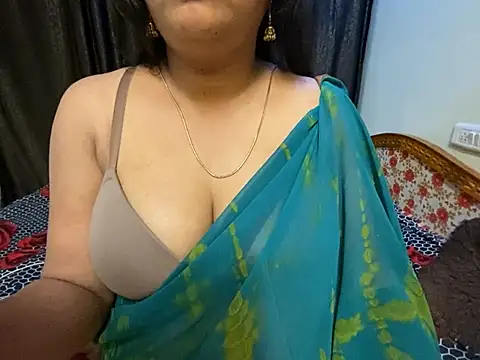 Snapshot of Love_4Sex chatting on 02-28-25, 11:36 Love 4Sex online show from 02-28-25, 11:36