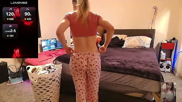 Blondiewithanass online show from 04-12-26, 08:08