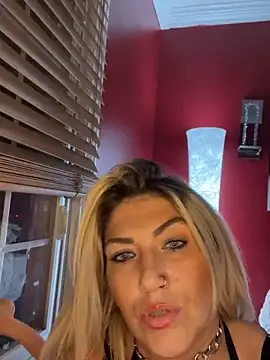 LittleMissEeve online show from 10-25-25, 06:43