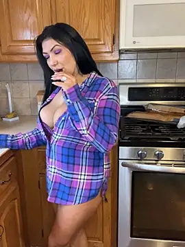 LittleMissEeve online show from 04-02-26, 09:56