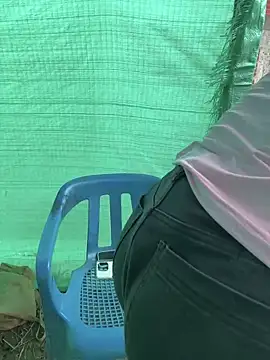 Snapshot of DIANITA_1988 chatting on 03-16-25, 05:50 DIANITA 1988 online show from 03-16-25, 05:50