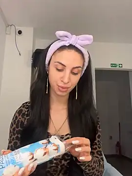 MeganHopeX online show from 01-11-25, 07:17