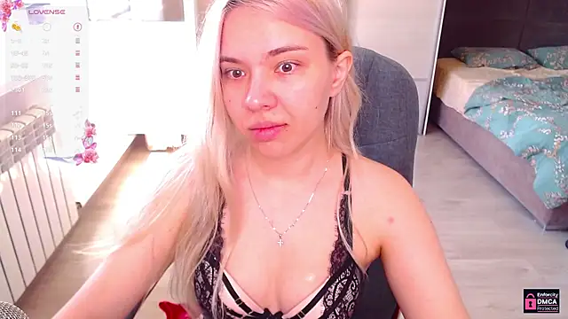 Lana  Nova online show from 07-16-26, 08:42
