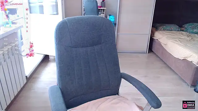 Lana  Nova online show from 07-22-26, 06:49