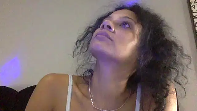 Snapshot of pinksugarxx chatting on 06-10-26, 04:28 pinksugarxx online show from 06-10-26, 04:28