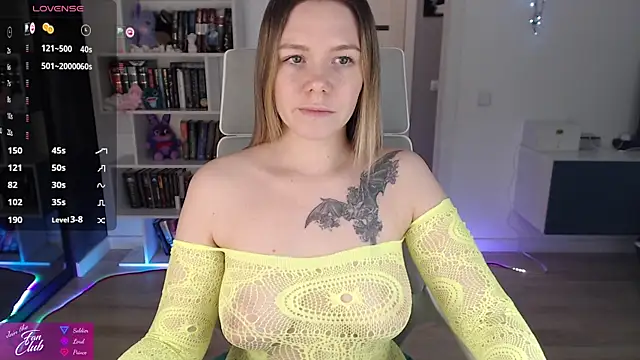 Emma Bryan online show from 04-04-26, 08:50