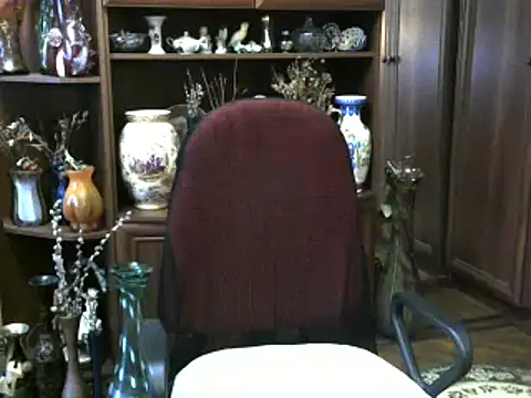 Snapshot of ElenaZed chatting on 12-05-24, 07:38 ElenaZed online show from 12-05-24, 07:38