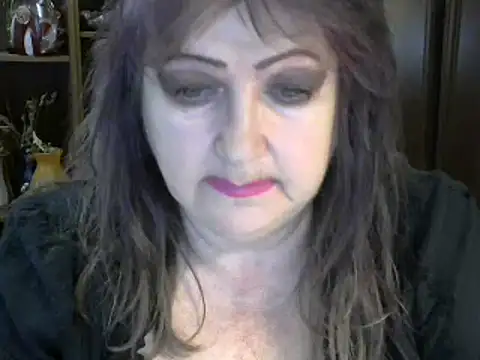 Snapshot of ElenaZed chatting on 12-07-24, 06:32 ElenaZed online show from 12-07-24, 06:32