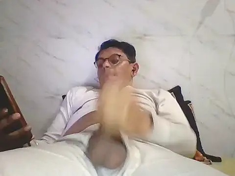 Kumarjay330 online show from 02-13-26, 05:31