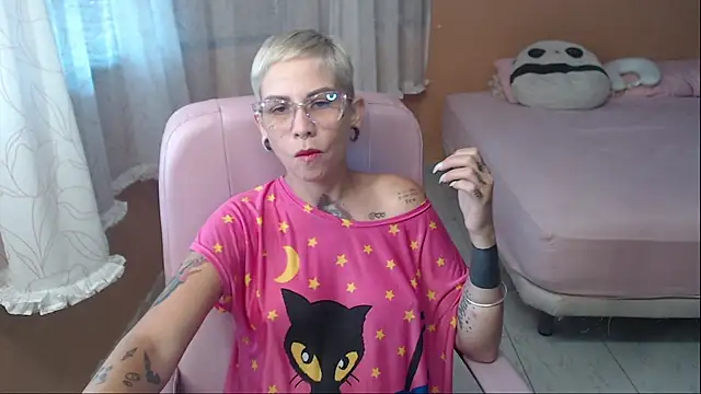 moon cat85 online show from 05-27-26, 01:30