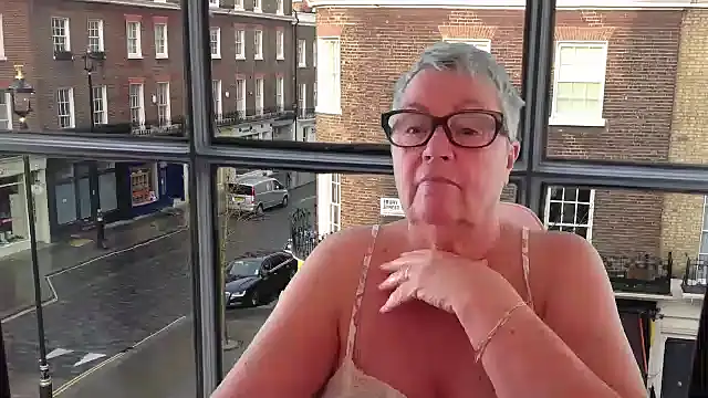 GrannyChrissy68 online show from 12-15-25, 01:15